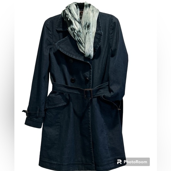 13- FOCUS 2000, Size 6 blue trenchcoat with two pockets and belt - Picture 2 of 9